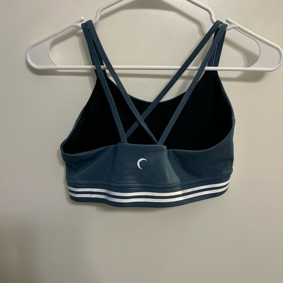 Like New Zyia Active Vibration Light n Bright Sports Bra - Picture 4 of 8